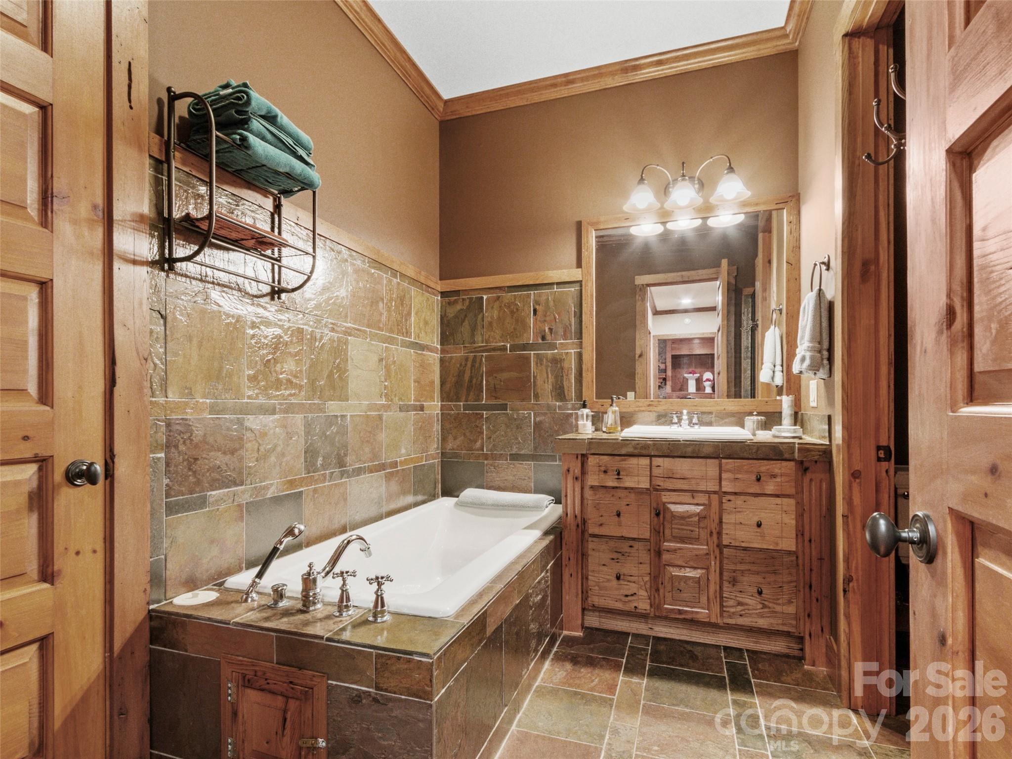 56 Spring House Drive Burnsville NC 28714