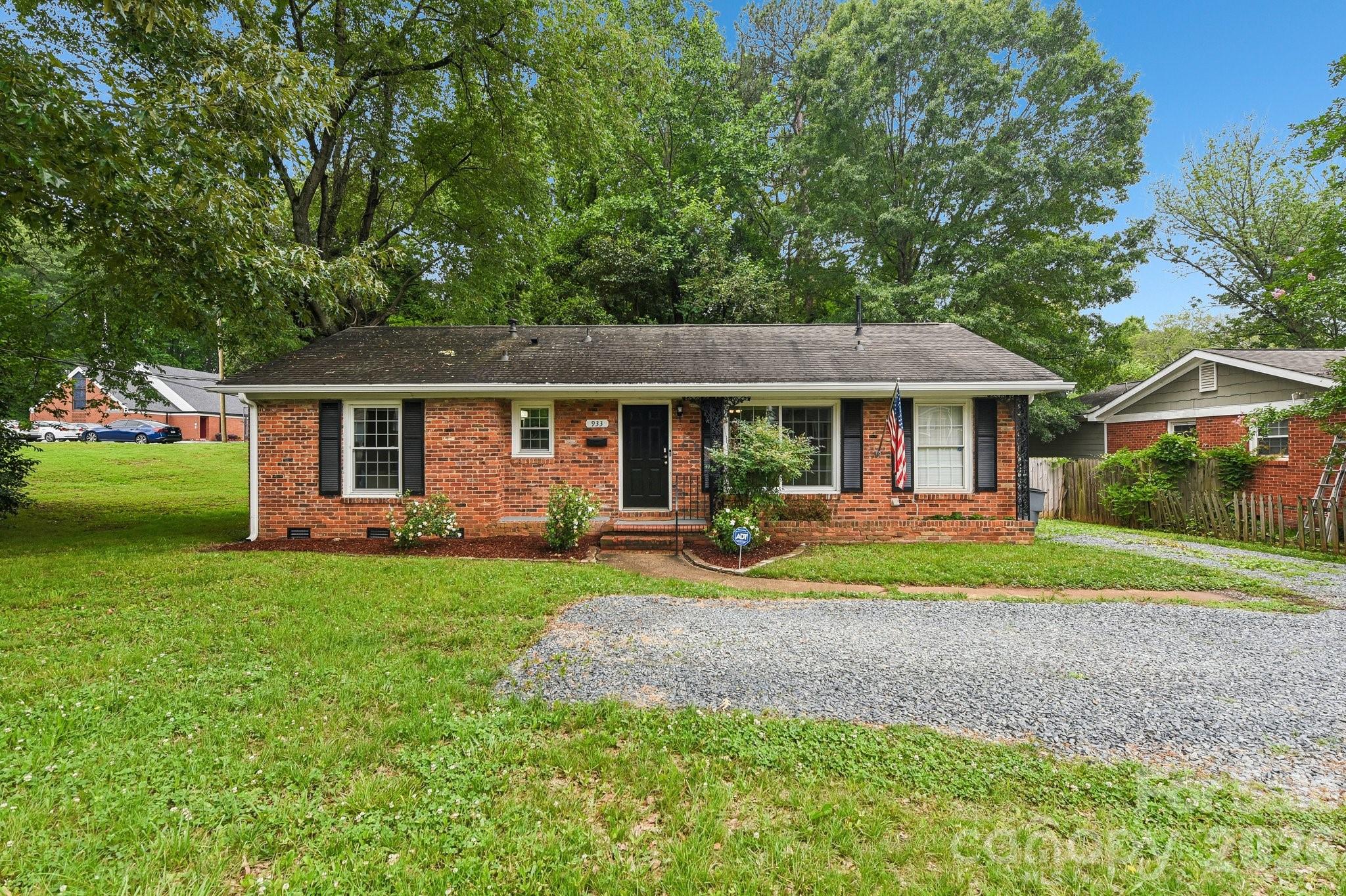 933 Clanton Road Charlotte NC 28217