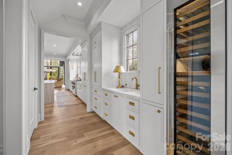 1344 Biltmore Drive Charlotte NC 28207