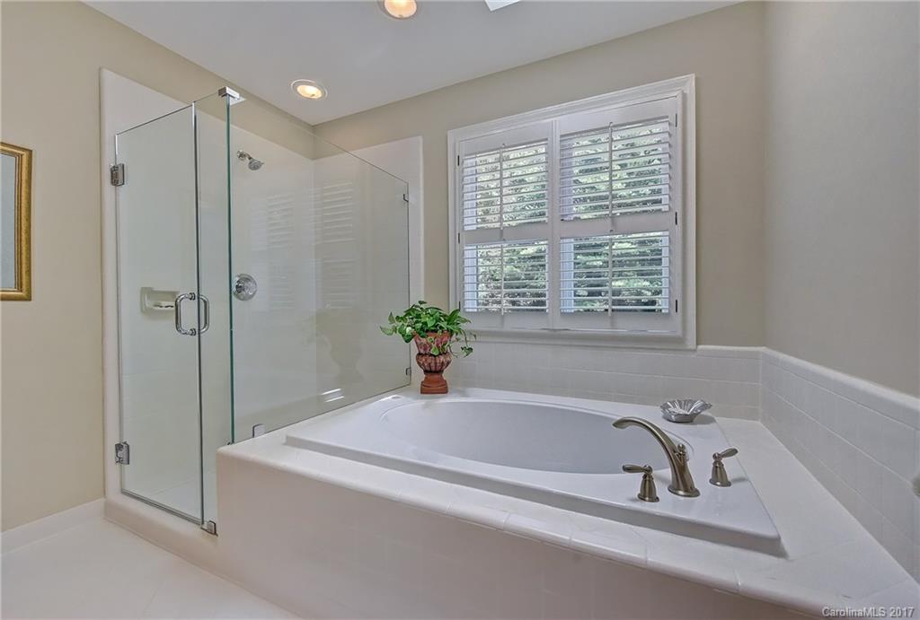 3310 Shillington Place Charlotte NC 28210
