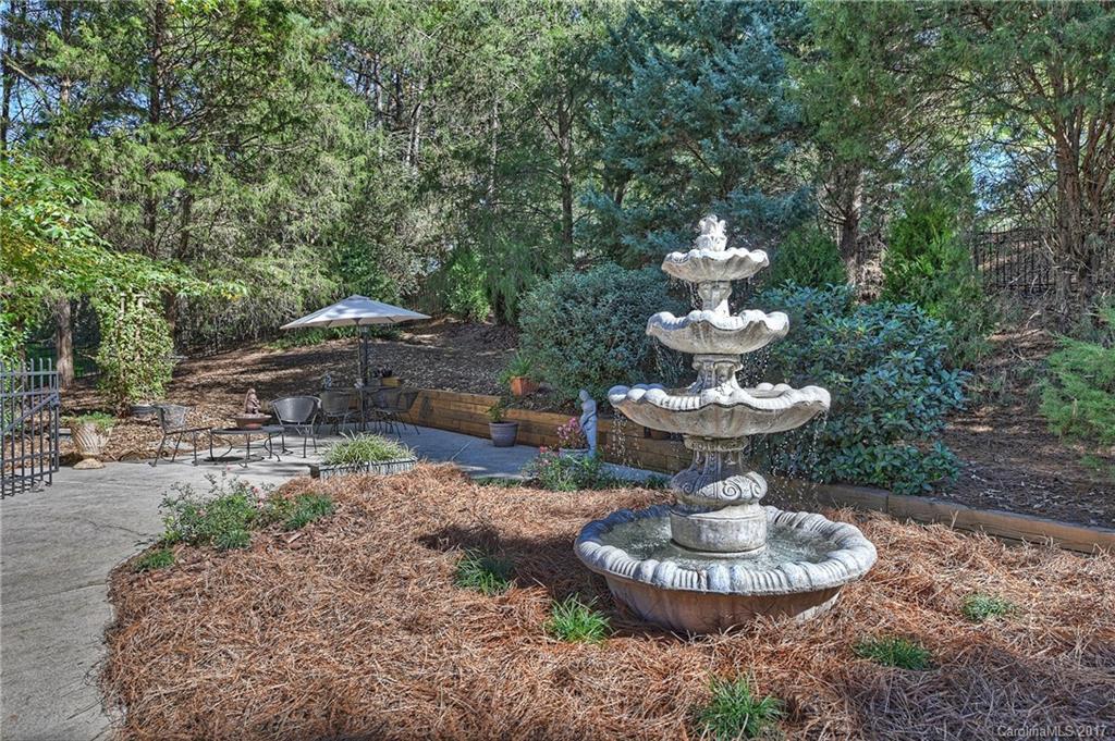 3310 Shillington Place Charlotte NC 28210