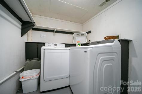 207 Unvquolad Court Brevard NC 28712