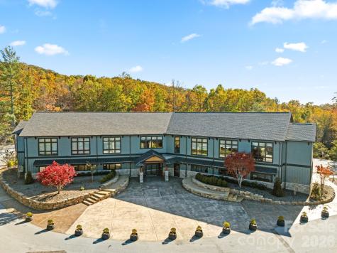 207 Unvquolad Court Brevard NC 28712