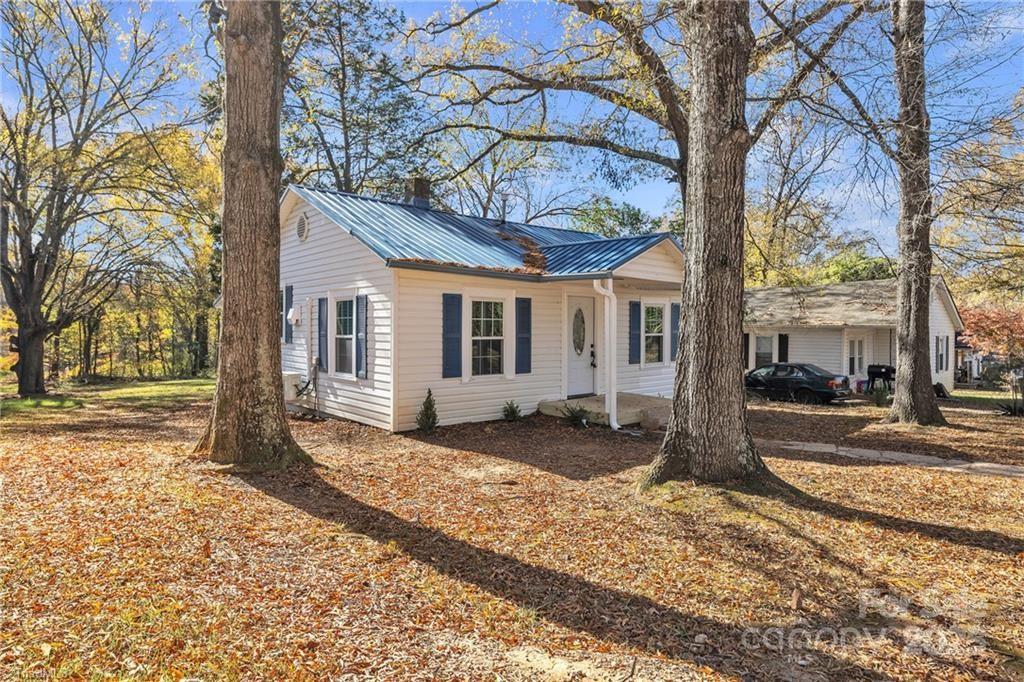 1125 Wilmington Avenue Statesville NC 28677