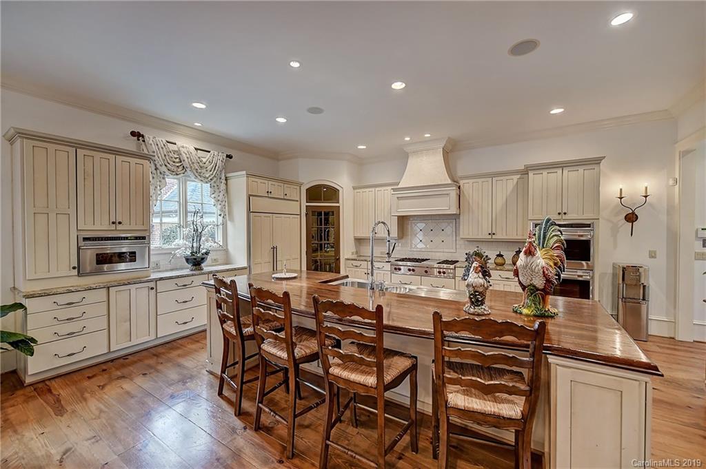 2336 Providence Road Charlotte NC 28211
