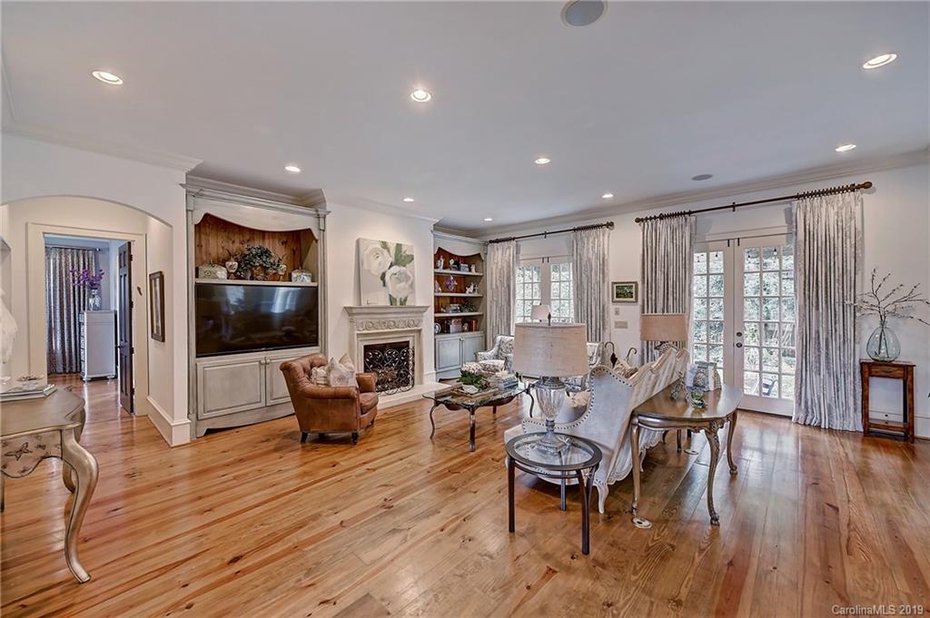 2336 Providence Road Charlotte NC 28211