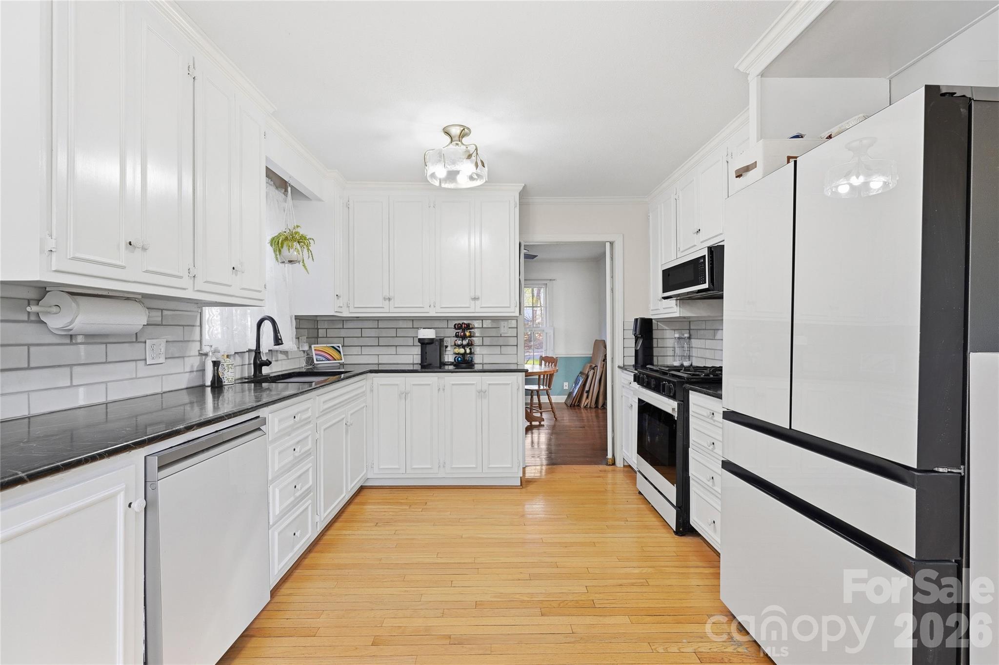 604 Whittington Place Statesville NC 28677