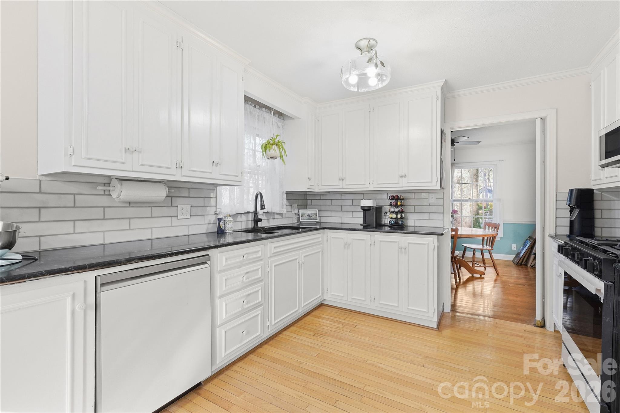 604 Whittington Place Statesville NC 28677