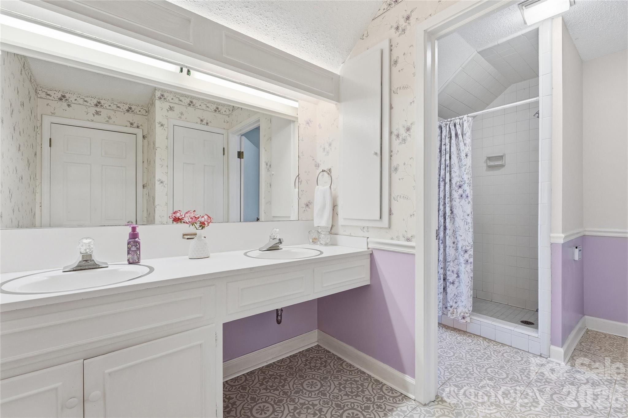 604 Whittington Place Statesville NC 28677