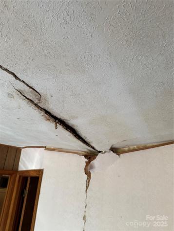 202 Lyndhurst Drive Hendersonville NC 28791