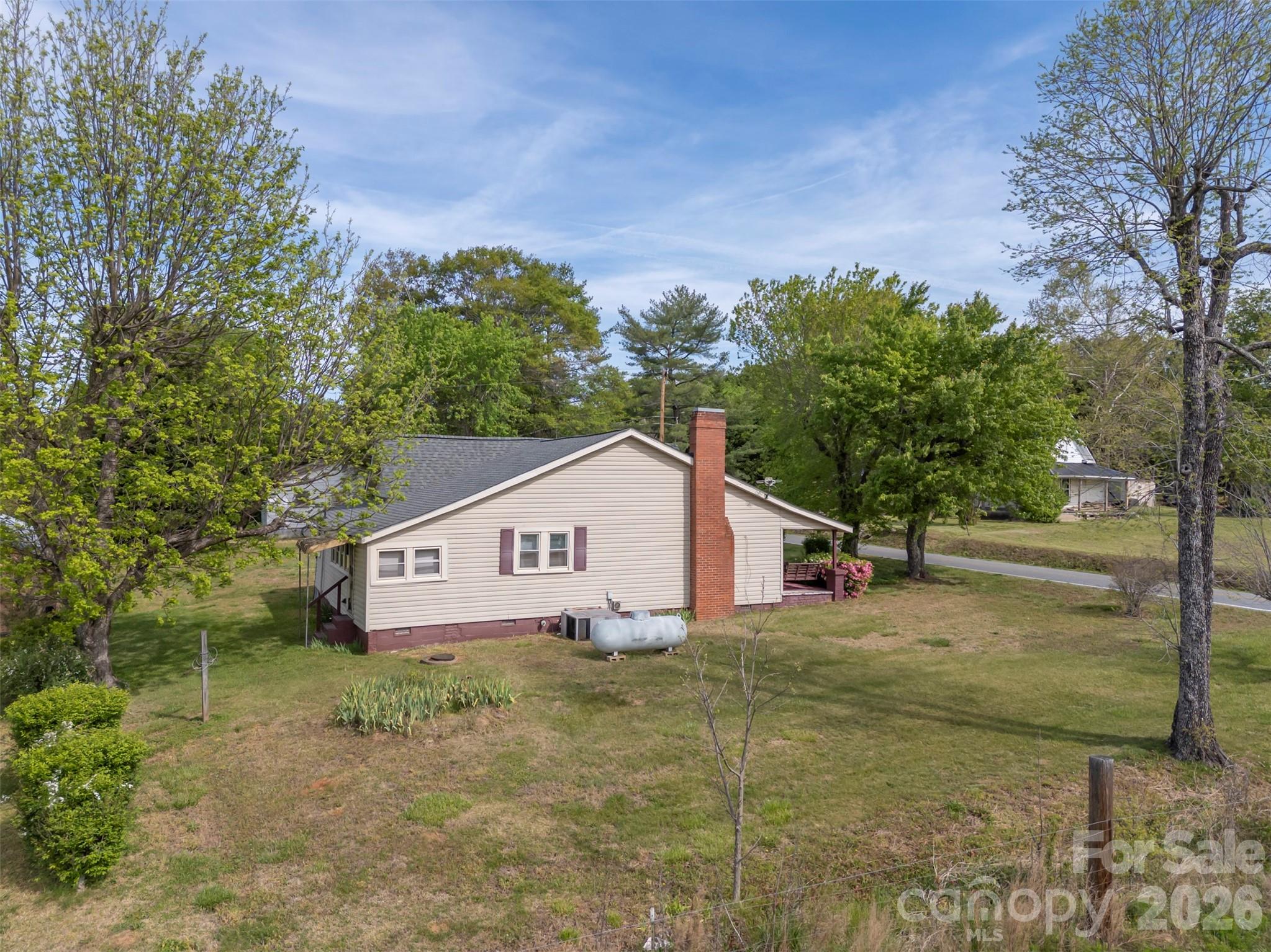 504 Old Henrietta Road Forest City NC 28043