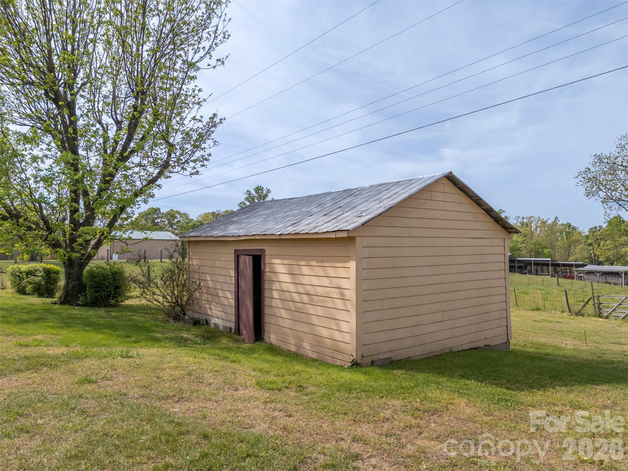 504 Old Henrietta Road Forest City NC 28043
