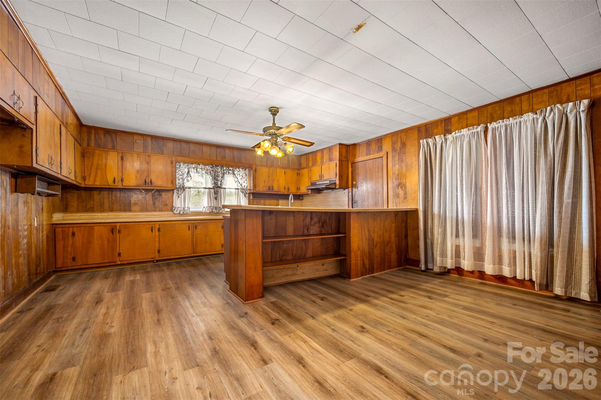 504 Old Henrietta Road Forest City NC 28043