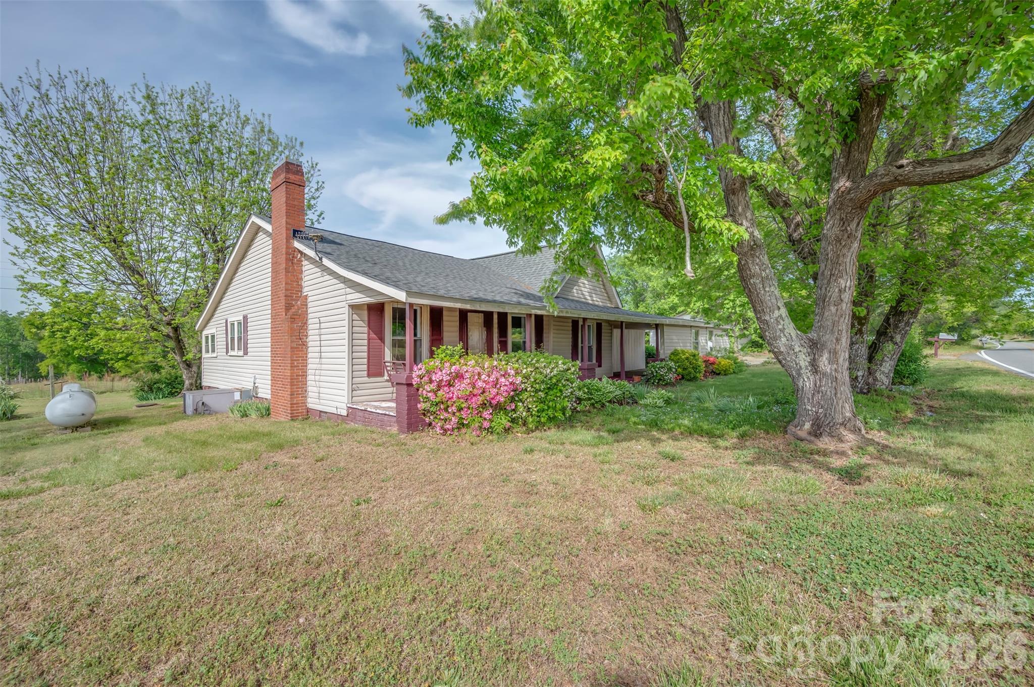 504 Old Henrietta Road Forest City NC 28043