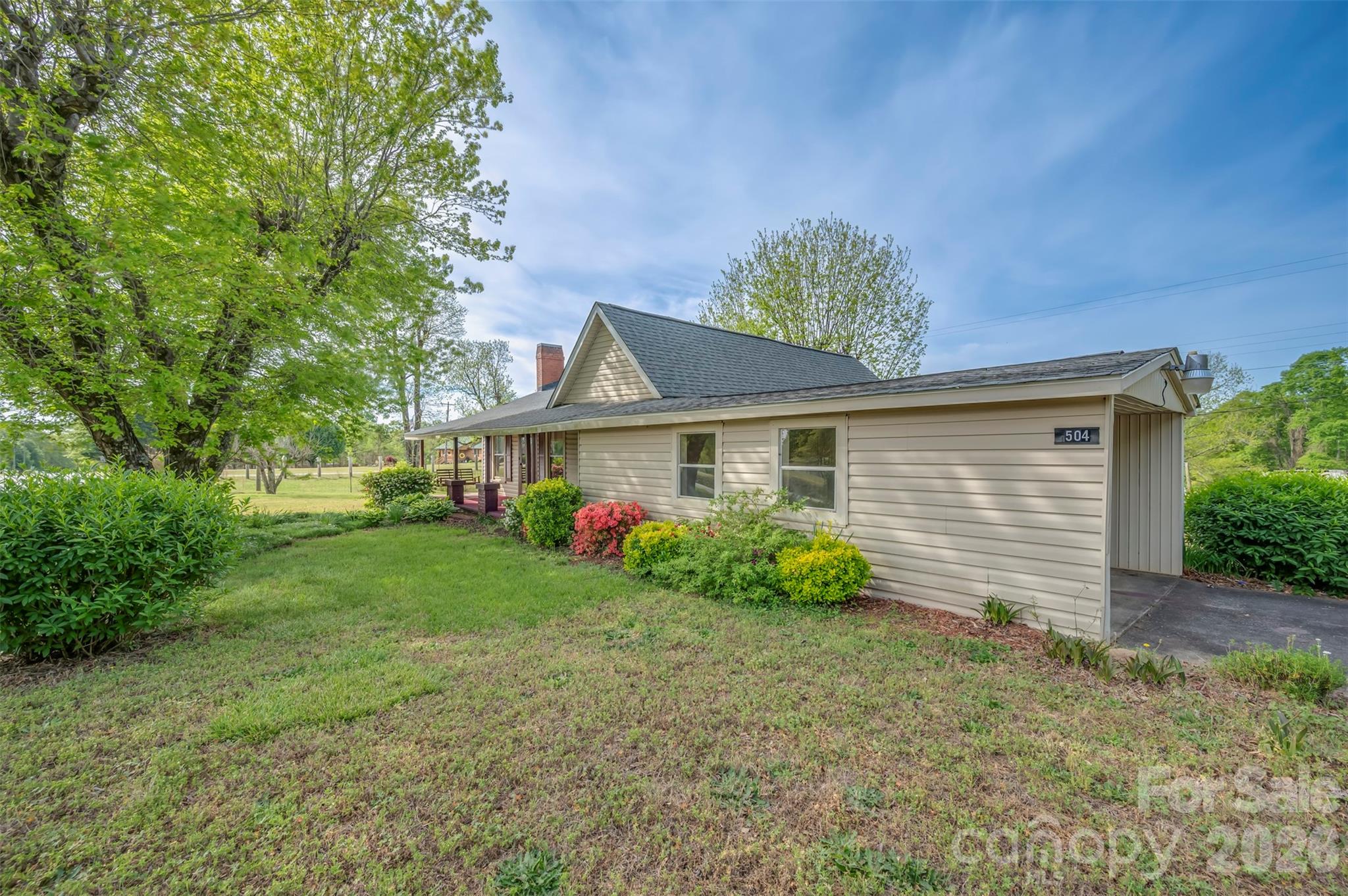 504 Old Henrietta Road Forest City NC 28043