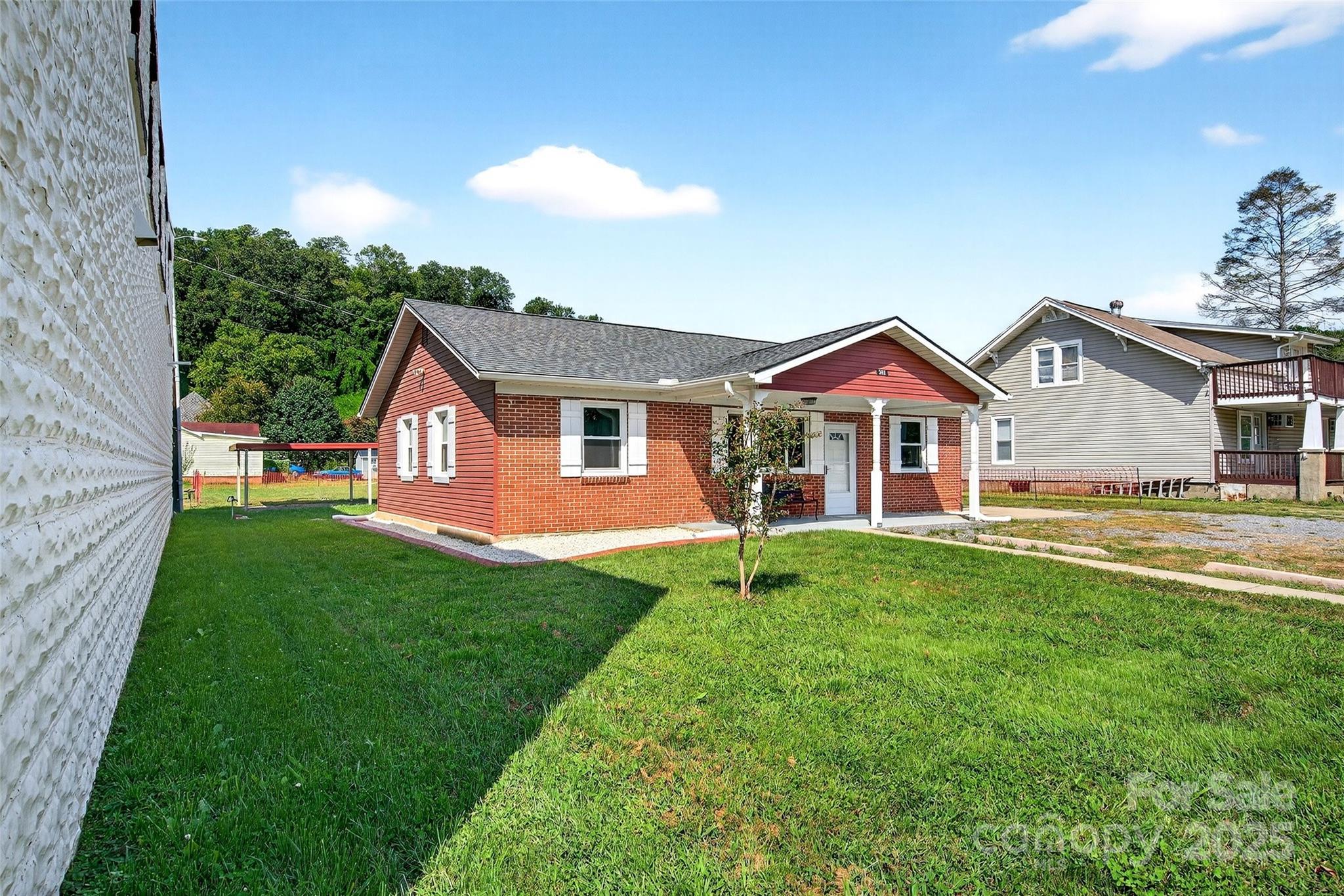 262 Catawba Avenue Old Fort NC 28762