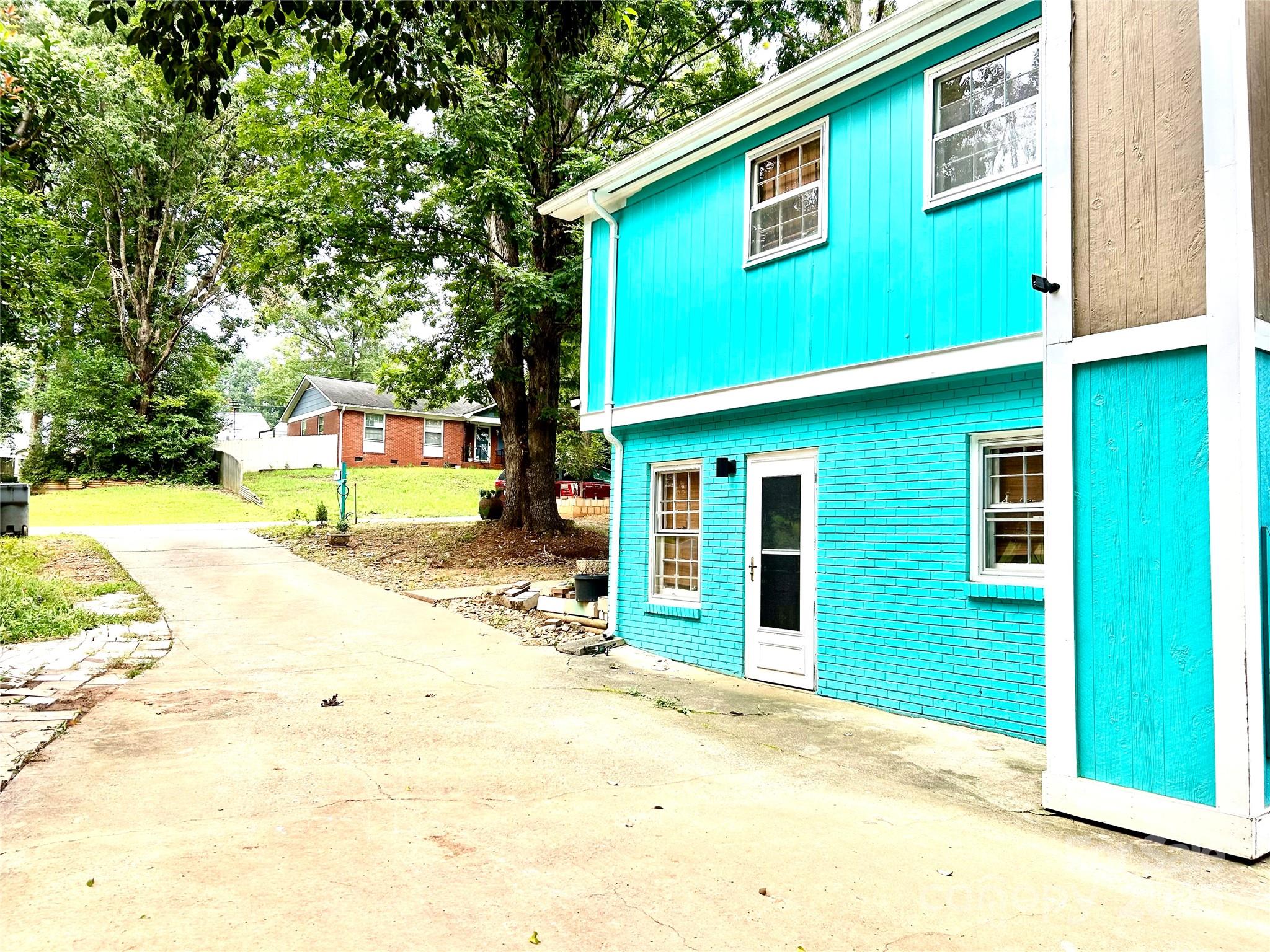 6708 Lynmont Drive Charlotte NC 28212