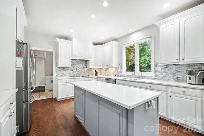 4111 Kronos Place Charlotte NC 28210