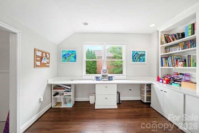4111 Kronos Place Charlotte NC 28210