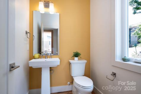 5 Orrinel Way Asheville NC 28806