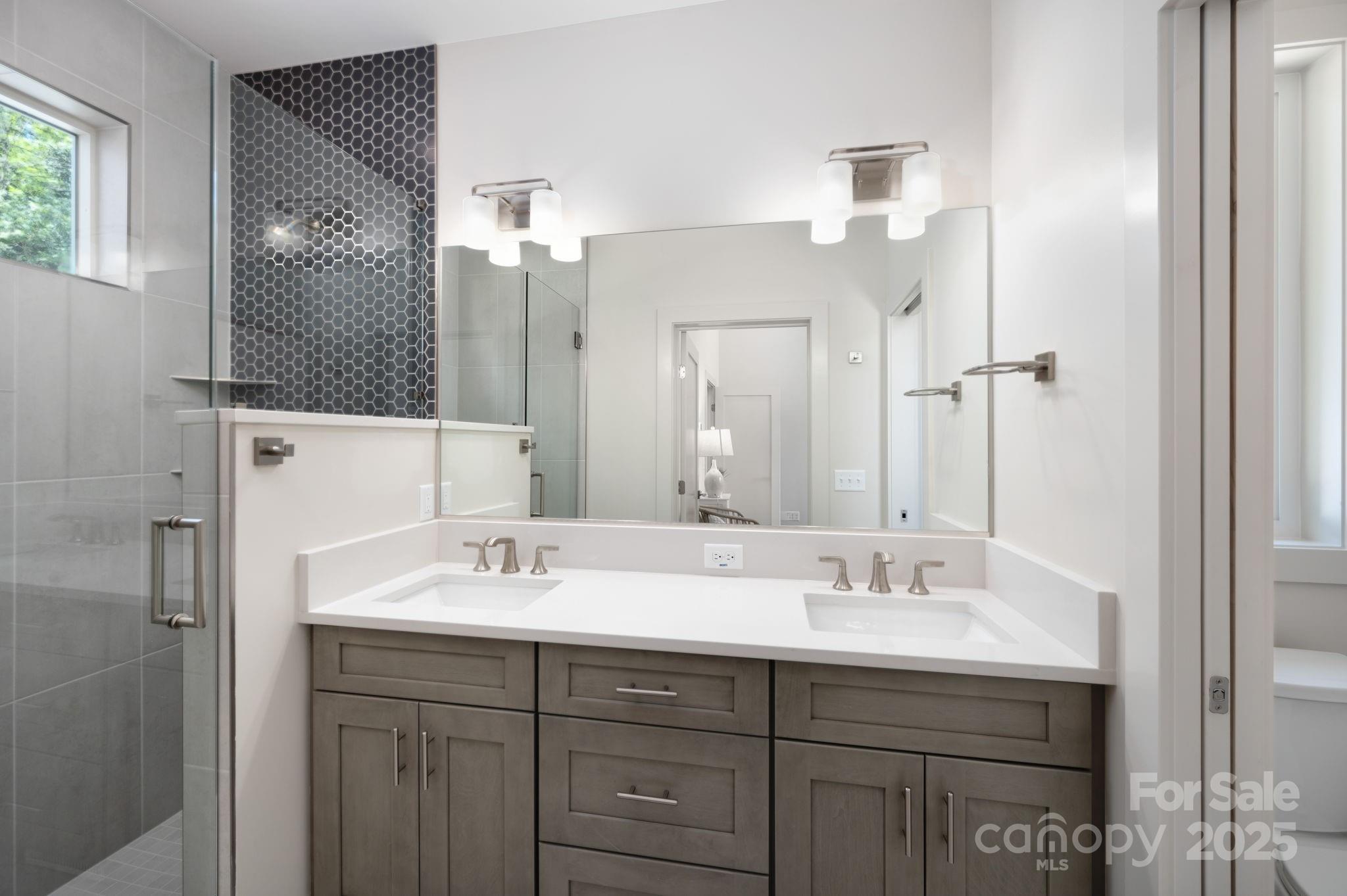 5 Orrinel Way Asheville NC 28806