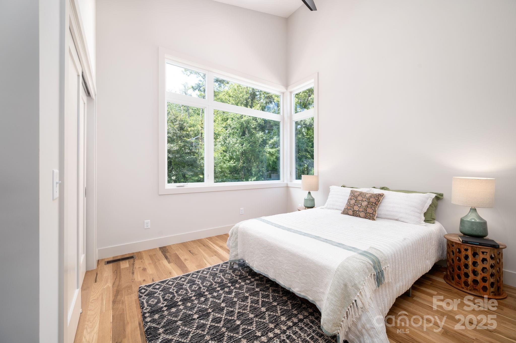 5 Orrinel Way Asheville NC 28806