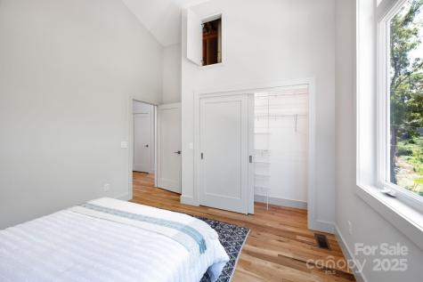 5 Orrinel Way Asheville NC 28806