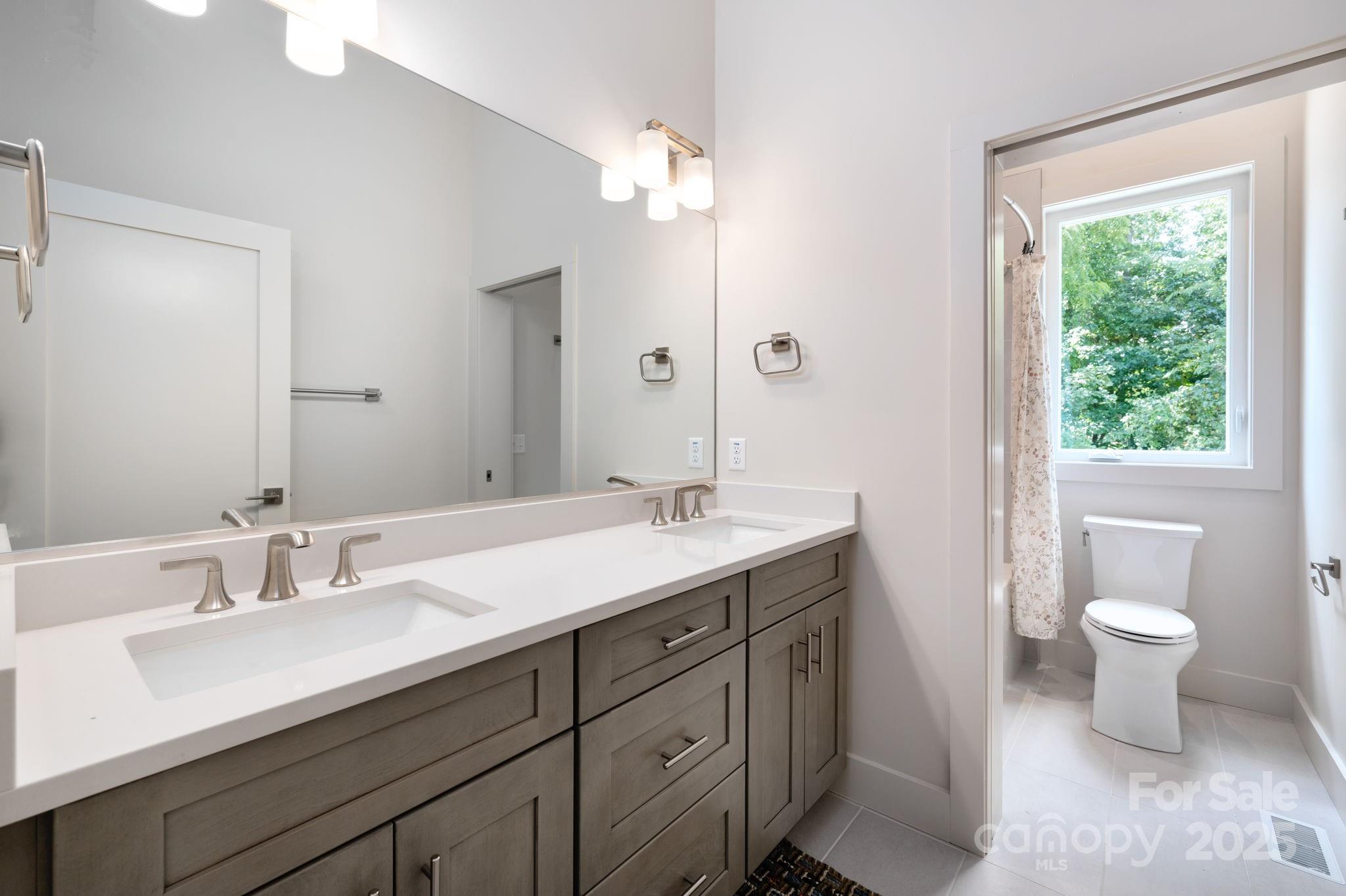 5 Orrinel Way Asheville NC 28806