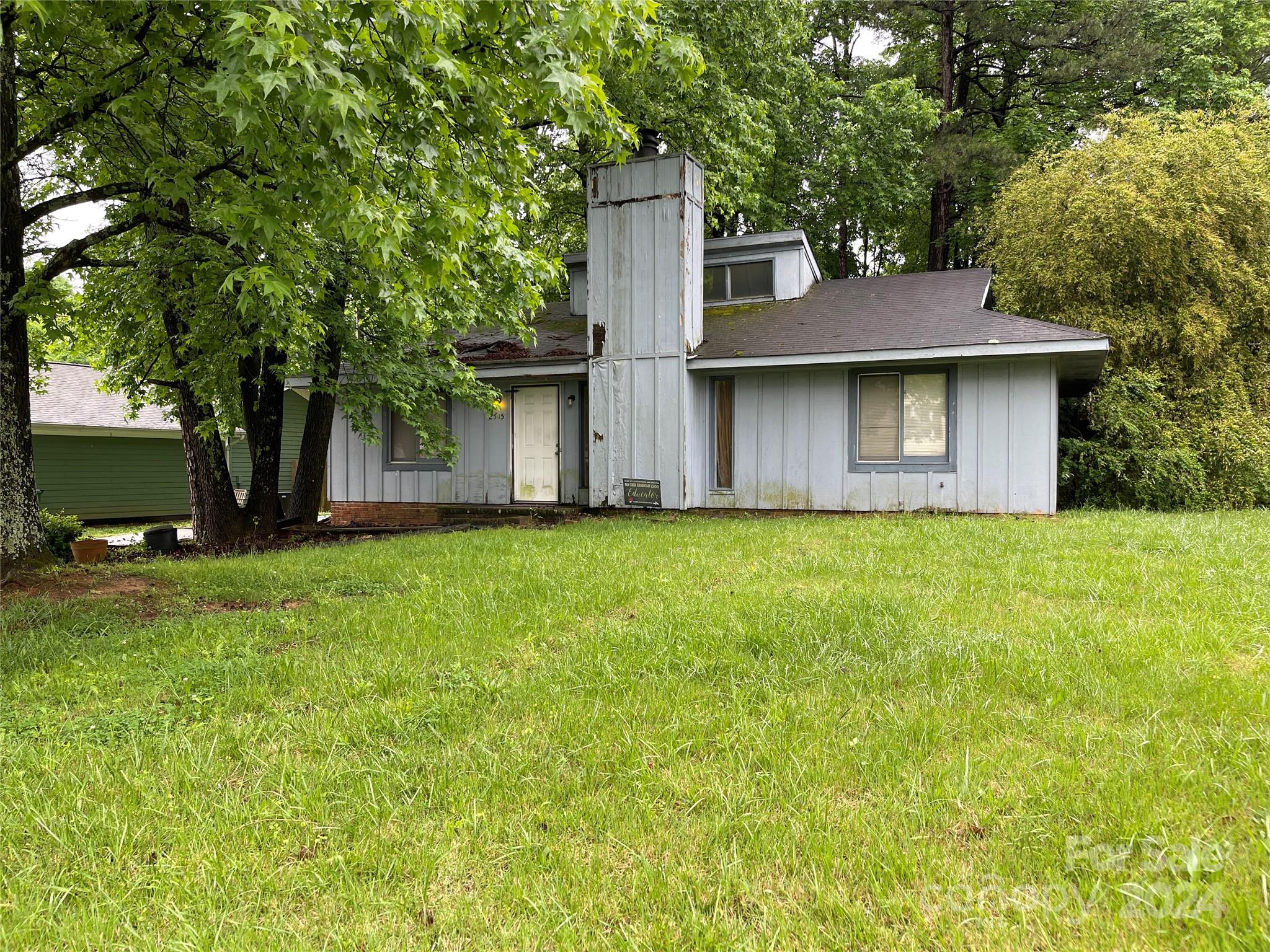 2515 Dion Avenue Charlotte NC 28212