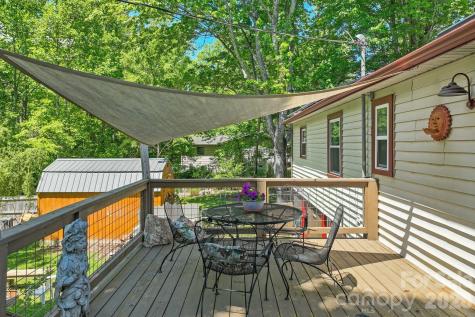 105 7th Street Black Mountain NC 28711