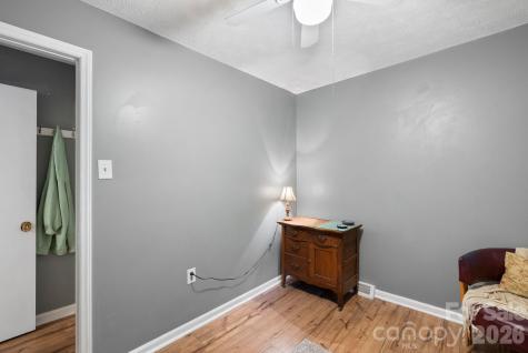 105 7th Street Black Mountain NC 28711