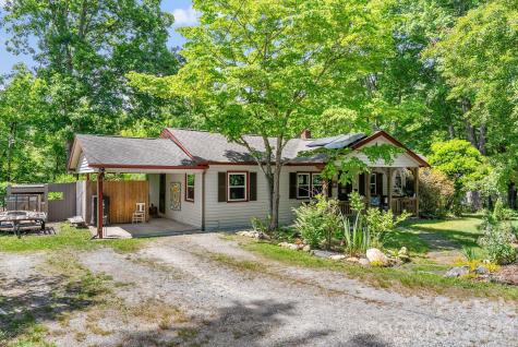 105 7th Street Black Mountain NC 28711