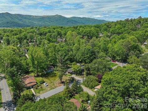 105 7th Street Black Mountain NC 28711