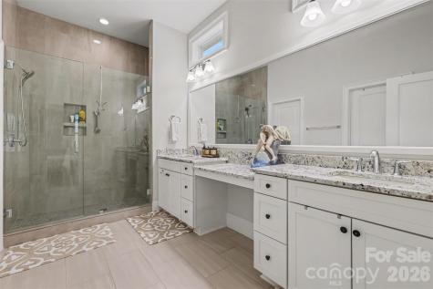 14605 Crosswater Lane Charlotte NC 28278