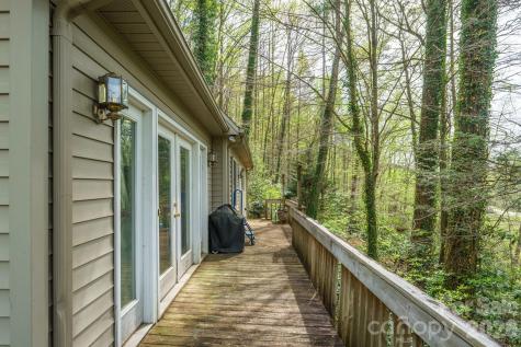 2090 Zacks Fork Road Lenoir NC 28645