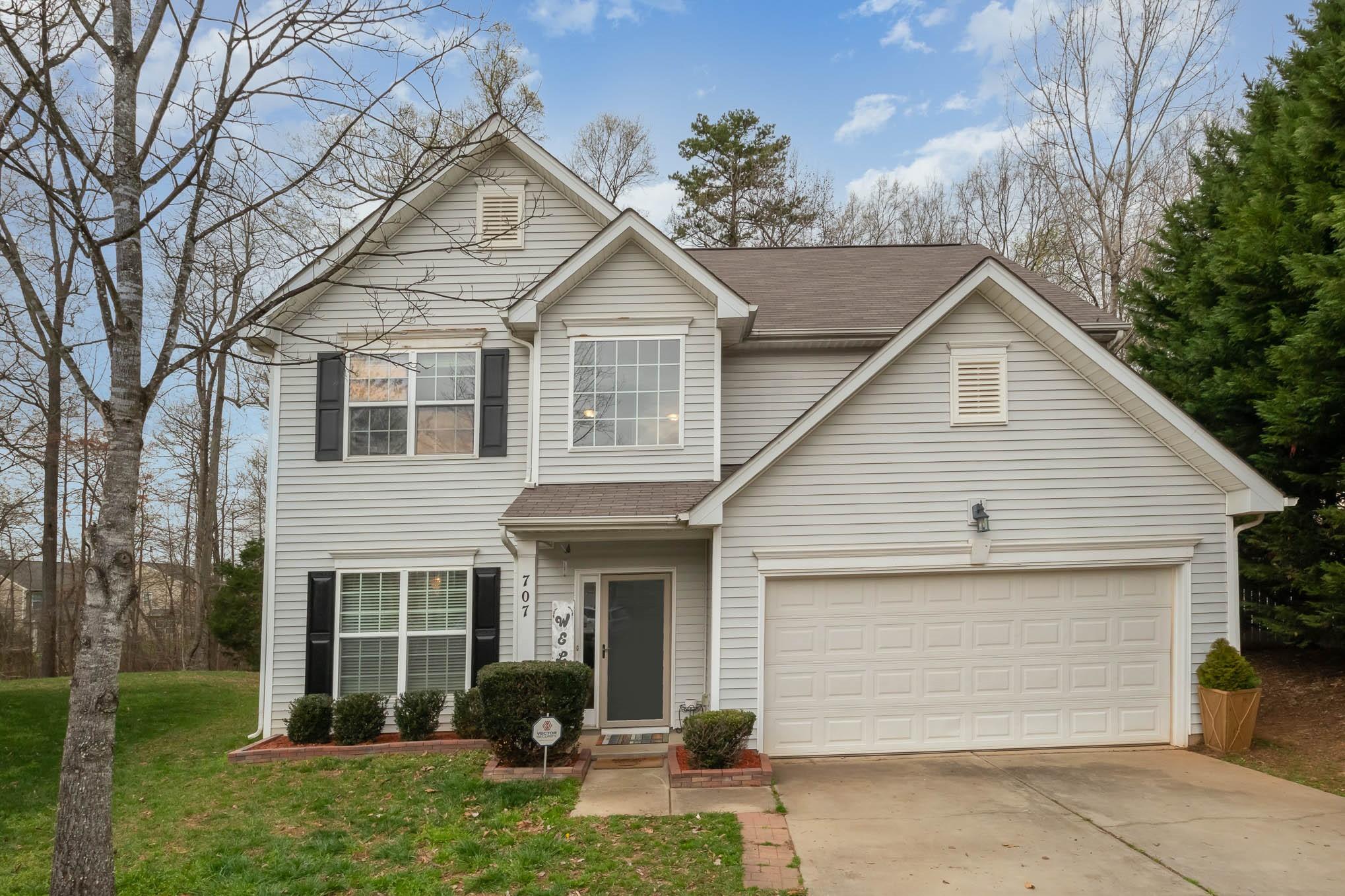 707 Harrier Road Charlotte NC 28216