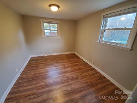 5628 Anderson Road Charlotte NC 28269