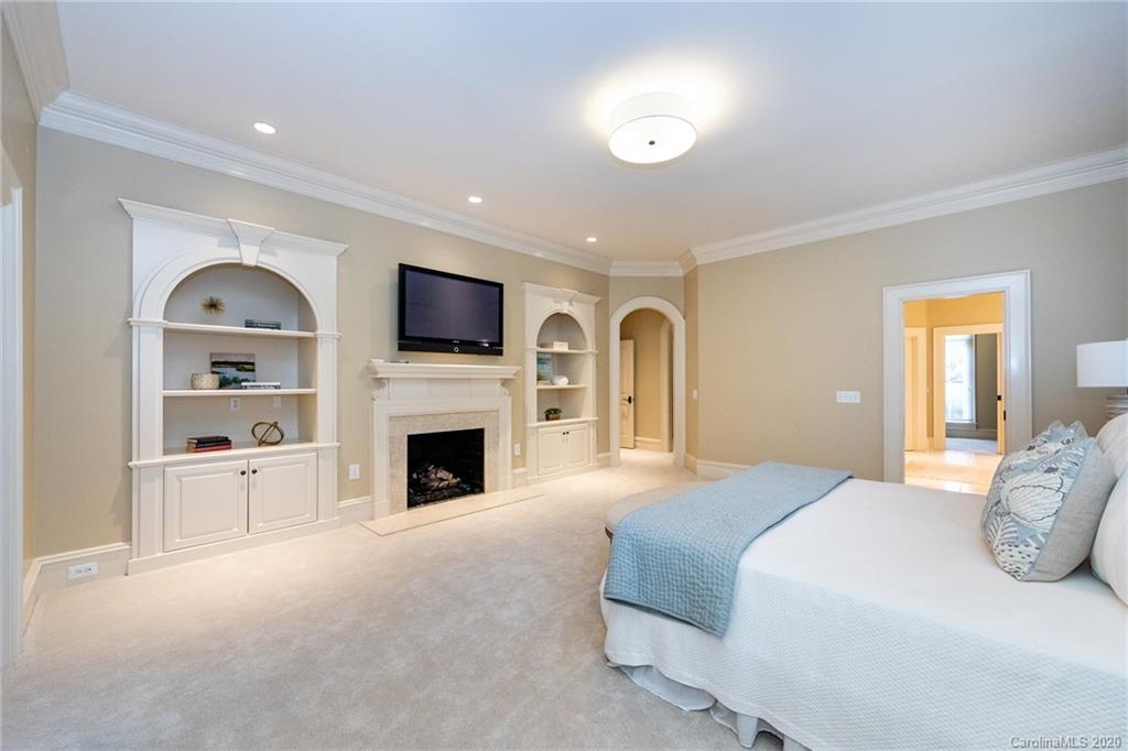 4300 Cameron Oaks Drive Charlotte NC 28211