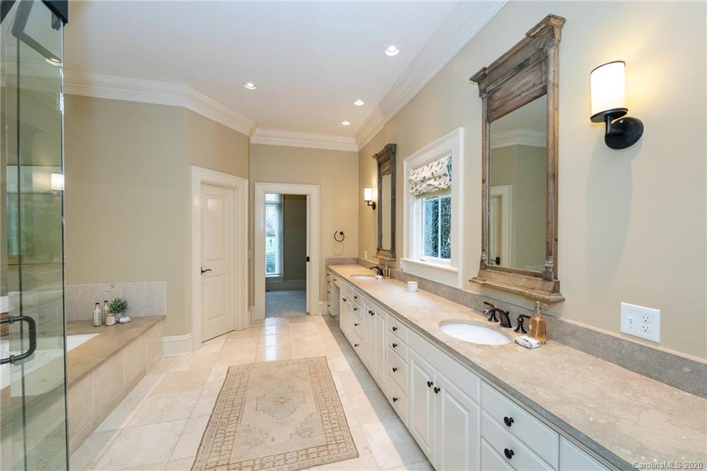 4300 Cameron Oaks Drive Charlotte NC 28211