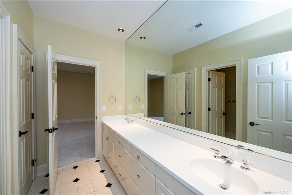 4300 Cameron Oaks Drive Charlotte NC 28211