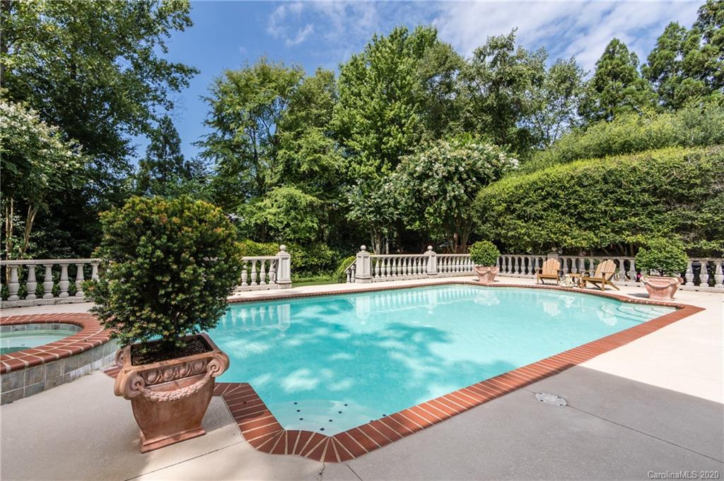 4300 Cameron Oaks Drive Charlotte NC 28211