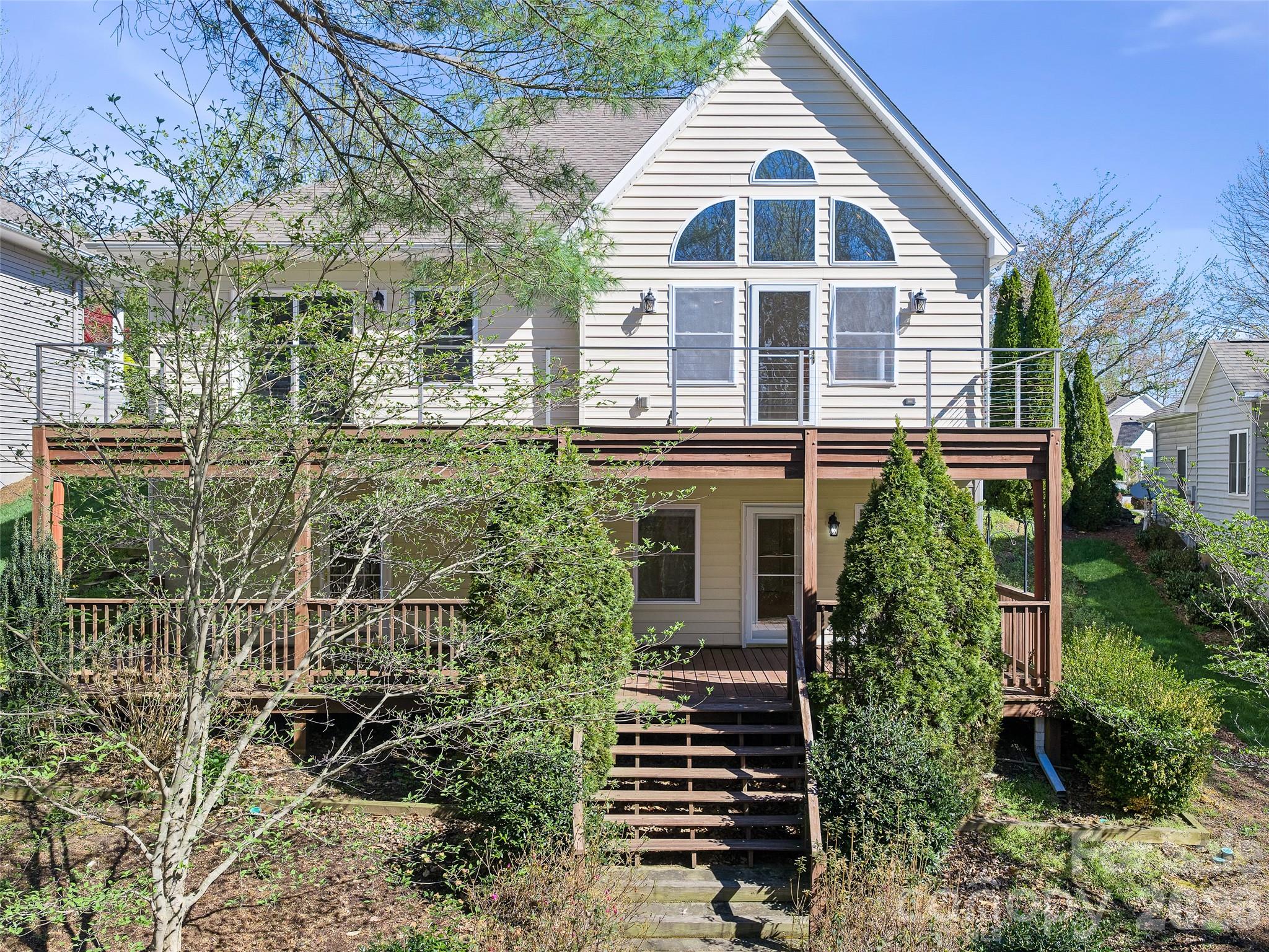 25 Ashefield Court Hendersonville NC 28791