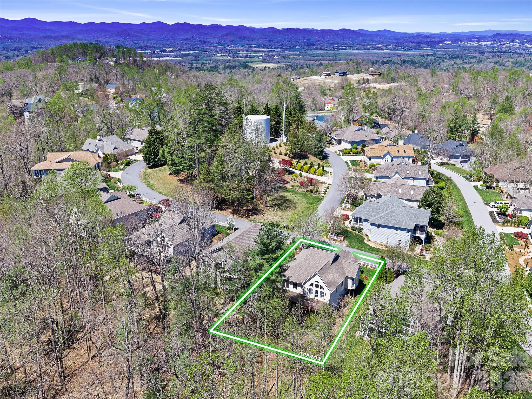 25 Ashefield Court Hendersonville NC 28791