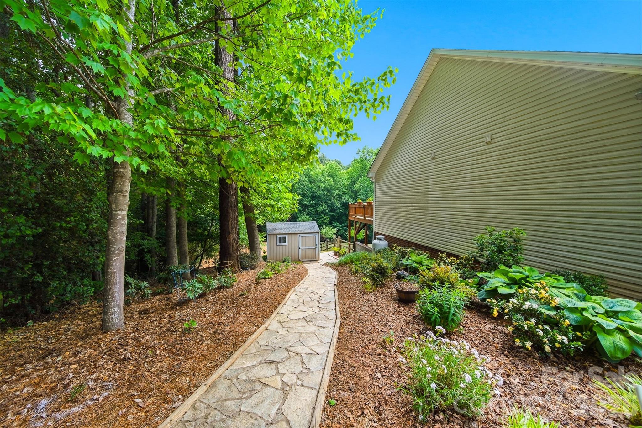 3422 N Bay Drive Granite Falls NC 28630