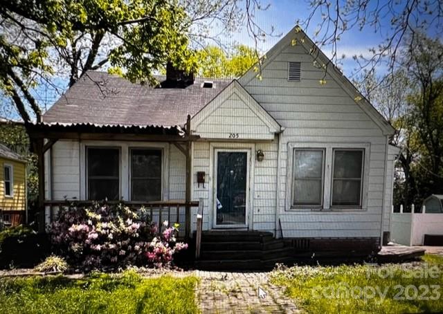 205 W Chestnut Street Stanley NC 28164
