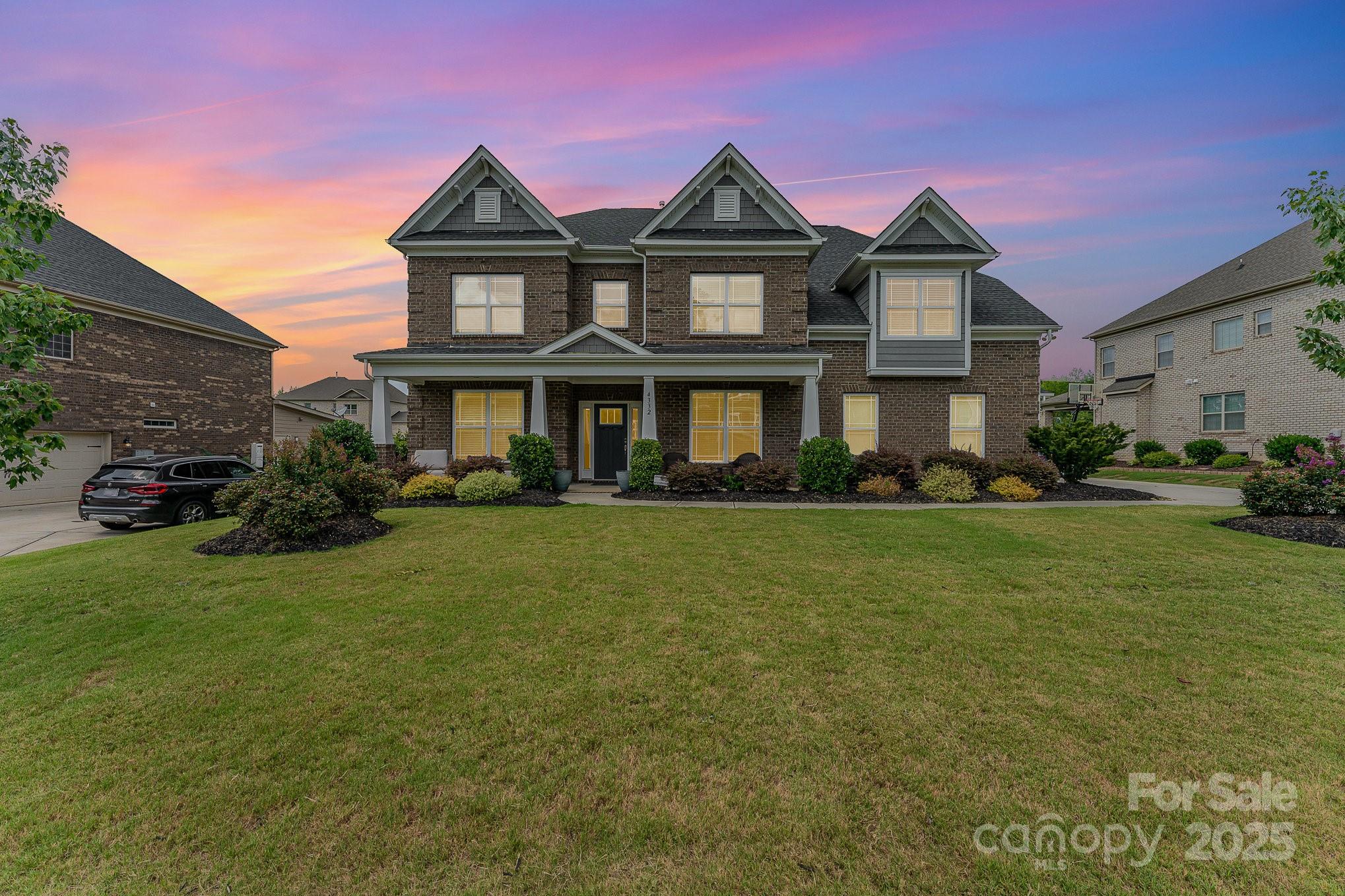 4332 Ireland Way Harrisburg NC 28075