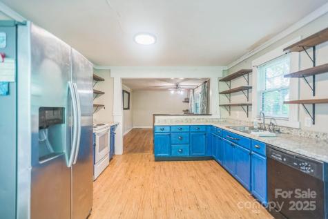 379 N Louisiana Avenue Asheville NC 28806