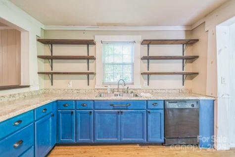 379 N Louisiana Avenue Asheville NC 28806