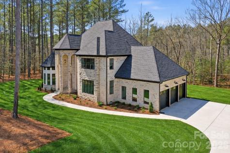 6405 Chimney Bluff Road Lancaster SC 29720
