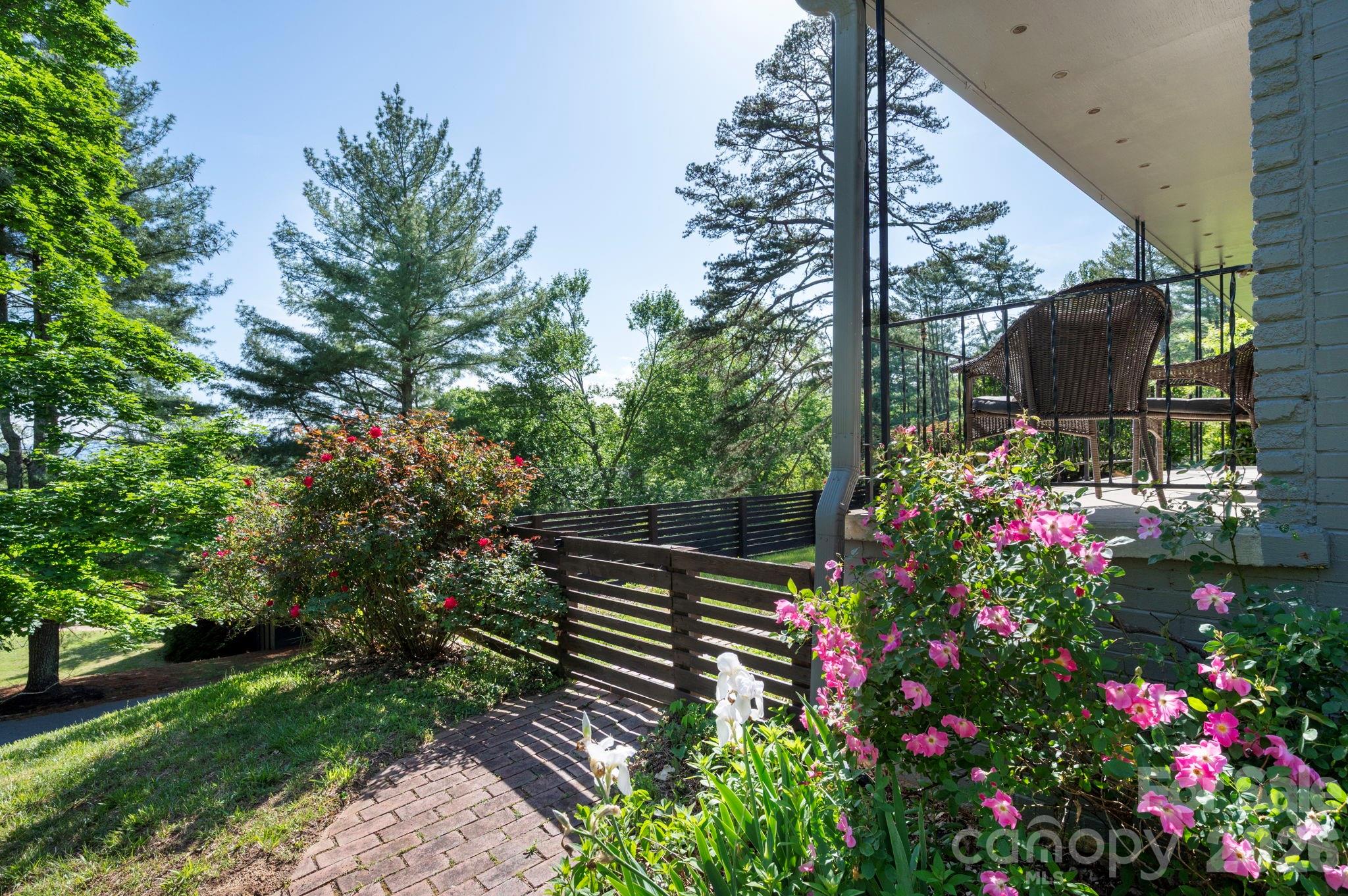 301 Stratford Road Asheville NC 28804
